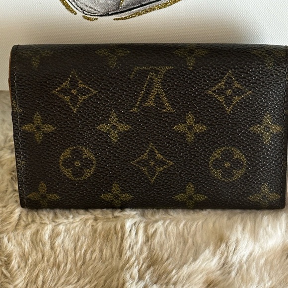 Louis Vuitton Monogram Brown Wallet Authentic EUC - Picture 14 of 14
